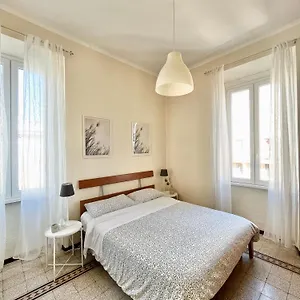Casa vacanze Domus Lido, Lido di Ostia