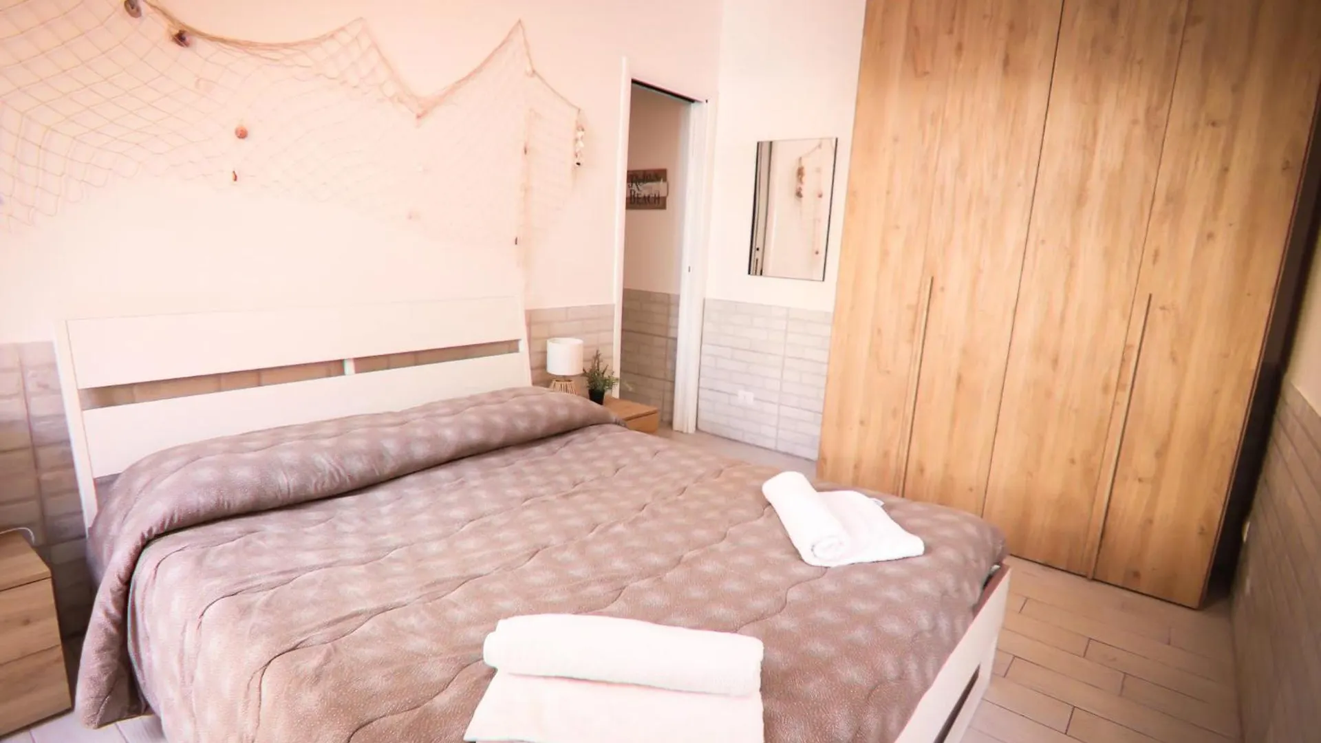 Apartment Holidayhouse Ostia - Libeccio Italy
